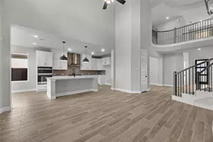 111 Sierra Strm Ct, Conroe, TX 77304 - Photo 4