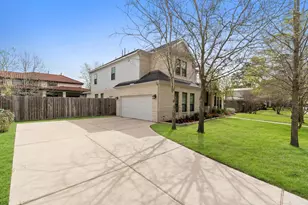 418 Isolde Dr, Houston, TX 77024 - Photo 34