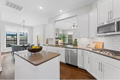 418 Isolde Drive, Houston, TX 77024 - Photo 10