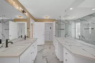 16406 Brook Forest Dr, Houston, TX 77059 - Photo 40