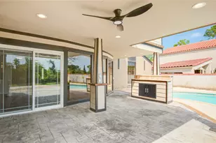 16406 Brook Forest Dr, Houston, TX 77059 - Photo 44