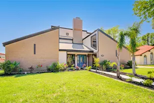 16406 Brook Forest Dr, Houston, TX 77059 - Photo 2