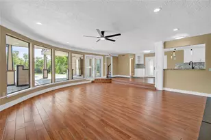 16406 Brook Forest Dr, Houston, TX 77059 - Photo 22