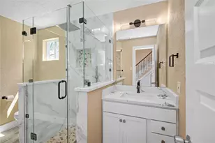 16406 Brook Forest Dr, Houston, TX 77059 - Photo 26