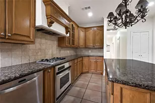 104 Mockingbird Ln, Bridge City, TX 77611 - Photo 12