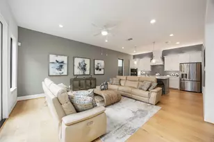 3518 Harvest Dance Dr, Houston, TX 77008 - Photo 12