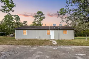 340 Magnolia Dr Dr, Houston, TX 77336 - Photo 2