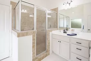 1203 Beacon Ct, College Station, TX 77845 - Photo 14