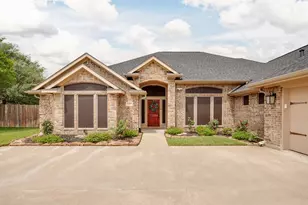 1203 Beacon Ct, College Station, TX 77845 - Photo 2