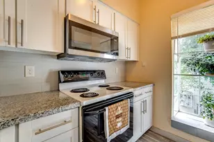 9809 Richmond Ave, Houston, TX 77042 - Photo 8