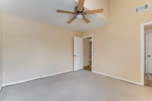 9809 Richmond Ave, Houston, TX 77042 - Photo 26
