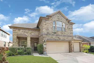 6806 Hunters Trace Lane, Baytown, TX 77521 - Photo 2