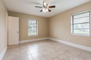 1350 Strawberry St, League City, TX 77573 - Photo 18