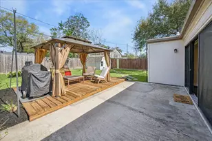 5226 Nina Lee Ln, Houston, TX 77092 - Photo 28