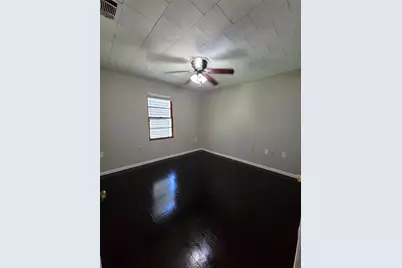 122 S Willow Street, Texas City, TX 77591 - Photo 12