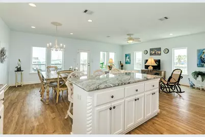 516 Treaty Drive, Surfside Beach, TX 77541 - Photo 10