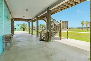 516 Treaty Dr, Surfside Beach, TX 77541 - Photo 32