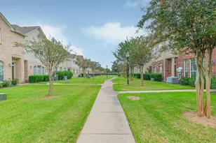 2843 Misty Heath Ln, Houston, TX 77082 - Photo 34