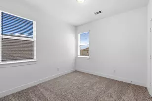 14906 Buffalo Head St, Mont Belvieu, TX 77523 - Photo 34