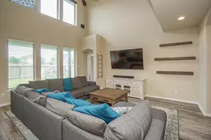 9506 Bonbrook Bend Ln, Rosenberg, TX 77469 - Photo 8