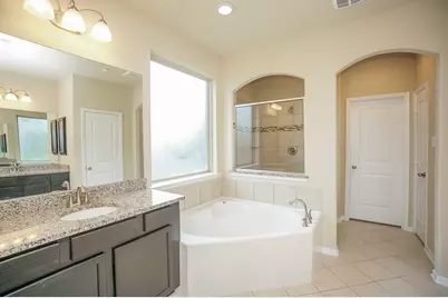 9506 Bonbrook Bend Lane, Rosenberg, TX 77469 - Photo 22