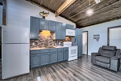 181 Lake Street, Burkeville, TX 75932 - Photo 6