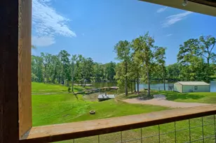 181 Lake St, Burkeville, TX 75932 - Photo 12