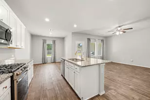 14161 Redwood Forest Trail, Conroe, TX 77384 - Photo 8