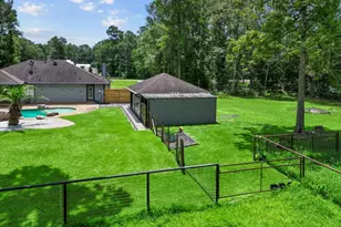 23963 Majestic Forest Forest, New Caney, TX 77357 - Photo 6