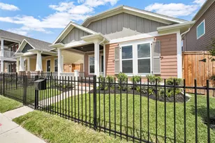 2517 S Houston Ave, Pearland, TX 77581 - Photo 1