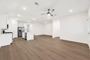 9114 Sunset Marina Wy, Iowa Colony, TX 77583 - Photo 16