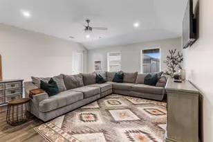 1008 Llano Trl, Dayton, TX 77535 - Photo 2