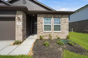 1712 15th St N, Texas City, TX 77590 - Photo 2