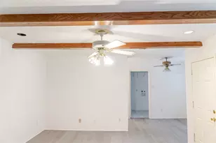 8526 Dashwood Dr, Houston, TX 77036 - Photo 4