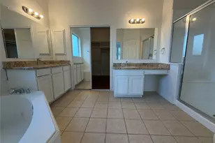 7618 Crescent Lake Ct, Rosenberg, TX 77469 - Photo 10
