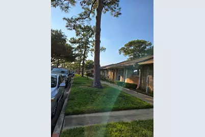 81 Tri Oaks Lane #81, Houston, TX 77043 - Photo 18