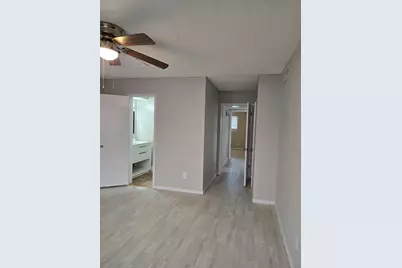 81 Tri Oaks Lane #81, Houston, TX 77043 - Photo 10