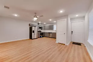 2702 Reid St, Houston, TX 77026 - Photo 6
