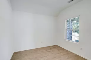 18916 Caney Frst Dr, New Caney, TX 77357 - Photo 10