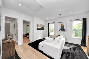 830 E 40th St, Houston, TX 77022 - Photo 26