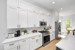 830 E 40th St, Houston, TX 77022 - Photo 20
