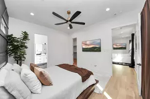 830 E 40th St, Houston, TX 77022 - Photo 34