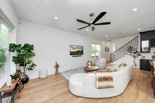 830 E 40th St, Houston, TX 77022 - Photo 8