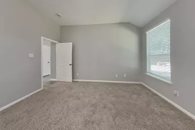 19119 Sprintwood Court, Humble, TX 77346 - Photo 8