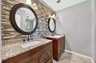 15818 Manfield Dr, Houston, TX 77082 - Photo 26