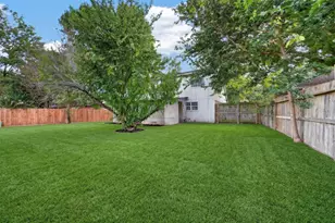 15818 Manfield Dr, Houston, TX 77082 - Photo 40