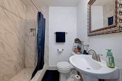 4 Carlota Court, Houston, TX 77074 - Photo 14