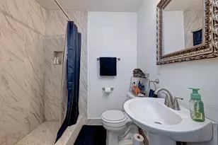 4 Carlota Ct, Houston, TX 77074 - Photo 14