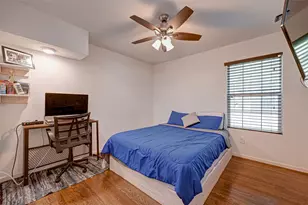 4 Carlota Ct, Houston, TX 77074 - Photo 16