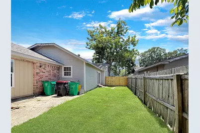 304 Stimson Avenue, Baytown, TX 77520 - Photo 20